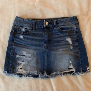 American Eagle Super Stretch size 4 jean skirt